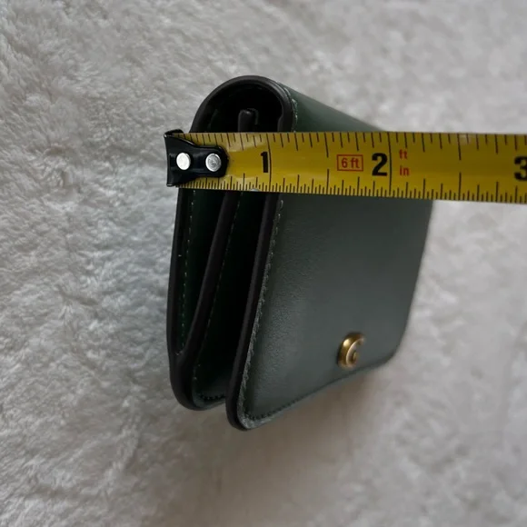 Coach Essential Slim Card Case in Amazon Green - Picture 13 of 13